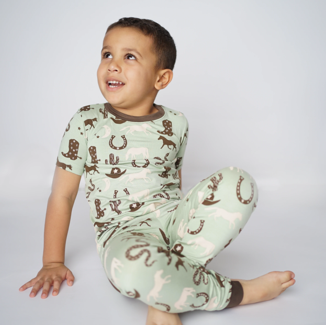 Emerson & Friends Giddyup! Bamboo Toddler Pajama Set – Little Holiday