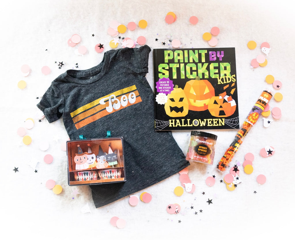 Halloween gifts, holiday box, subscription box, Halloween gift, Plus Plus, Candy Club, Halloween candy, Halloween craft, Paint by sticker book, Halloween shirt